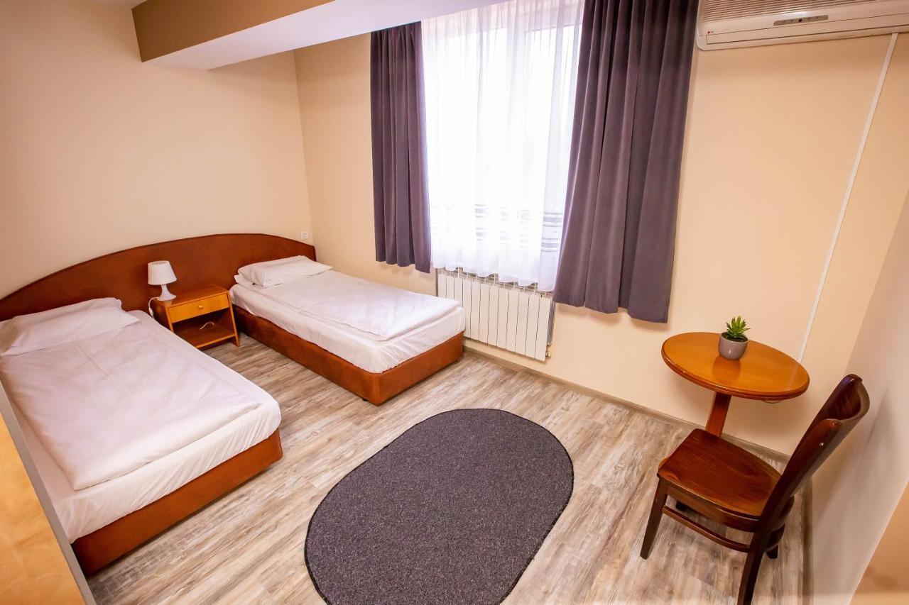 Hotel Komitite Complex