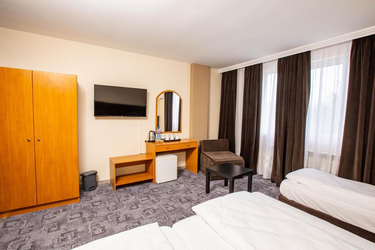 Komitite Complex Hotel
