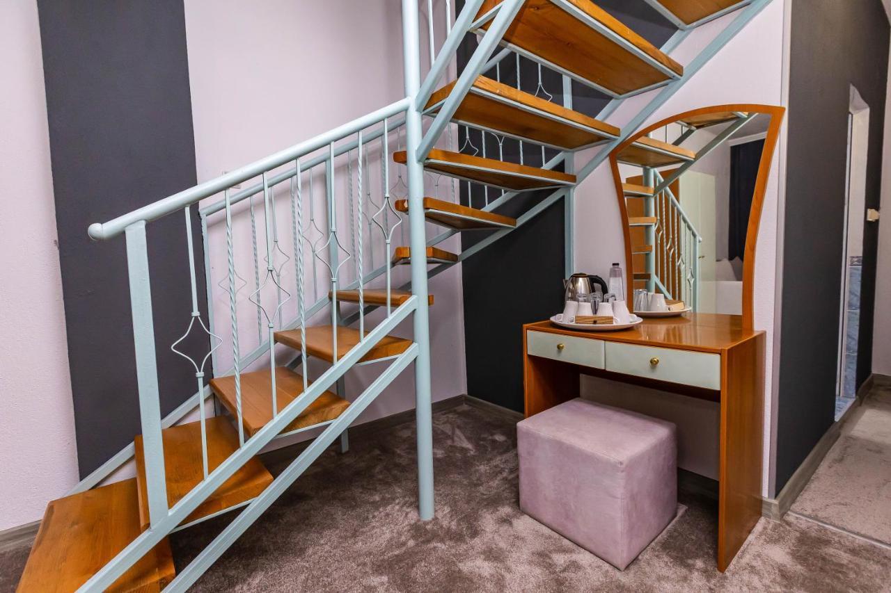 Hotel Komitite Complex 3*