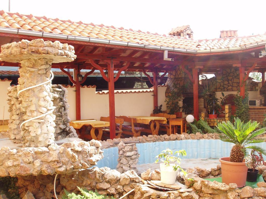 Komitite Complex Hotel